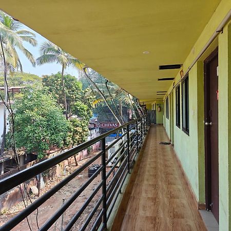 Hotelpornima Отель Пурнима Candolim Exteriör bild